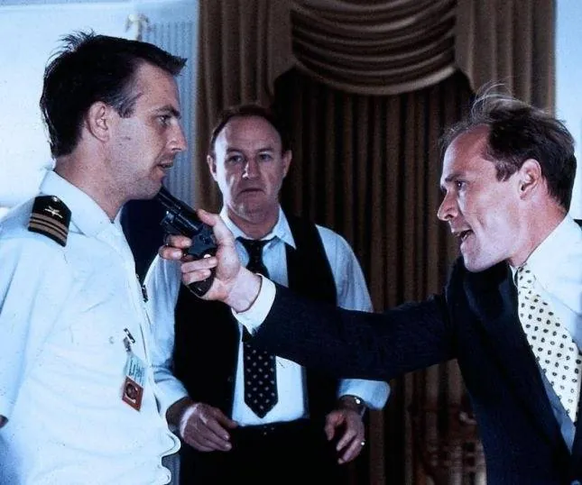 Нет выхода (1987) через торрент бесплатно Нет выхода (1987) фильм через торрент бесплатно