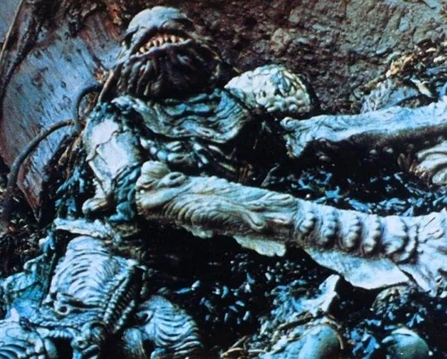 Твари из бездны (1980) в хорошем качестве через торрент Твари из бездны (1980) фильм в хорошем качестве через торрент