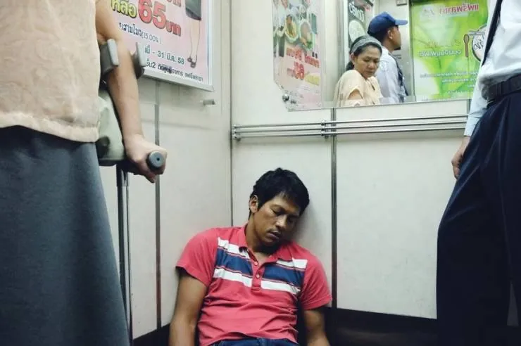 Кладбище блеска (2015) через торрент скачать Кладбище блеска (2015) фильм через торрент скачать