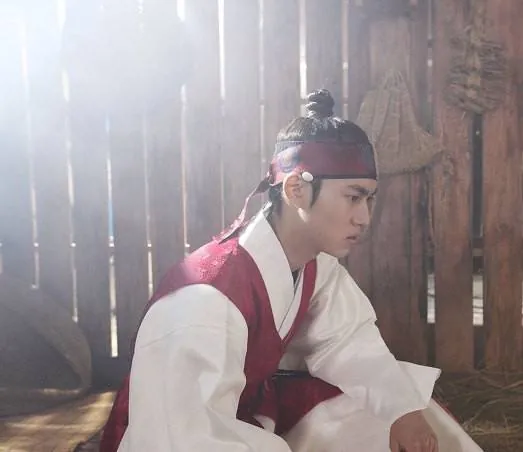 Школа молодежи: Падение нравов (2014) через торрент бесплатно Школа молодежи: Падение нравов (2014) фильм через торрент бесплатно