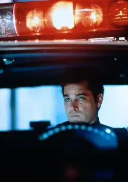 Незаконное вторжение (1992) через торрент скачать Незаконное вторжение (1992) фильм через торрент скачать