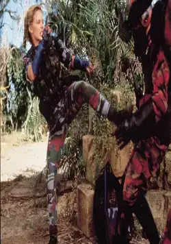 Уличный боец (1994) через торрент бесплатно Уличный боец (1994) фильм через торрент бесплатно