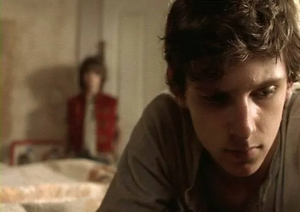 Подводное течение (2004) через торрент скачать Подводное течение (2004) фильм через торрент скачать