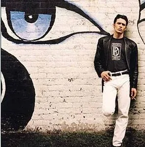 Жиголо (2002) через торрент бесплатно Жиголо (2002) фильм через торрент бесплатно