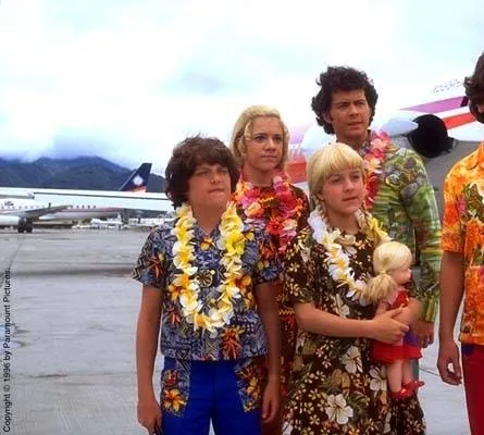 Семейка Брэди 2 (1996) через торрент скачать Семейка Брэди 2 (1996) фильм через торрент скачать