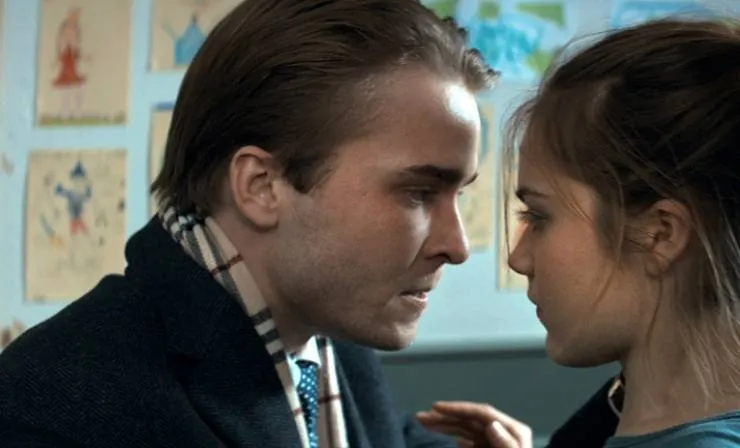 Жизнь на виду (2014) через торрент бесплатно Жизнь на виду (2014) фильм через торрент бесплатно