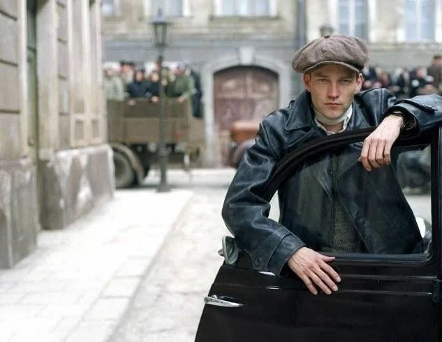 Восстание (2001) через торрент скачать Восстание (2001) фильм через торрент скачать