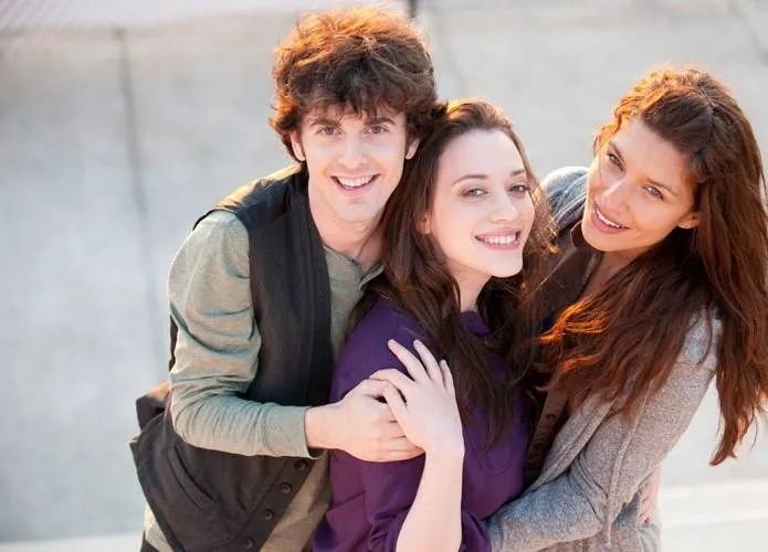 Написать любовь на её руках (2012) через торрент бесплатно Написать любовь на её руках (2012) фильм через торрент бесплатно