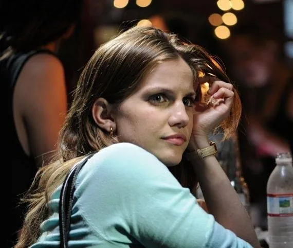 В петле (2009) через торрент скачать В петле (2009) фильм через торрент скачать