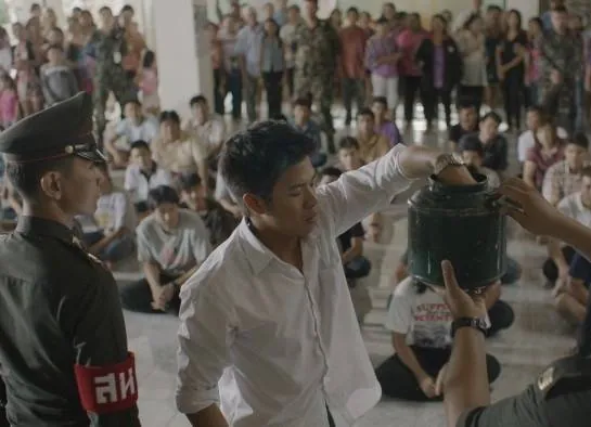 Как выигрывать в шашки (2015) через торрент бесплатно Как выигрывать в шашки (2015) фильм через торрент бесплатно