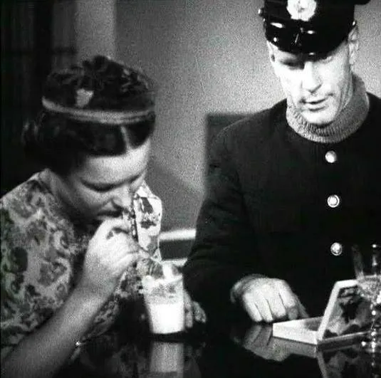 Мужество (1939) через торрент скачать Мужество (1939) фильм через торрент скачать