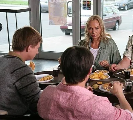 Жизнь взаймы (2008) через торрент скачать Жизнь взаймы (2008) фильм через торрент скачать