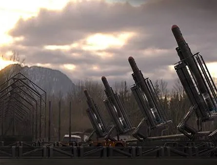 П.Л.У.Г. (2014) через торрент скачать П.Л.У.Г. (2014) фильм через торрент скачать