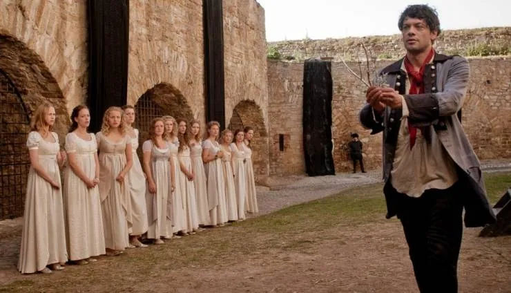 Стоптанные туфельки (2011) через торрент бесплатно Стоптанные туфельки (2011) фильм через торрент бесплатно