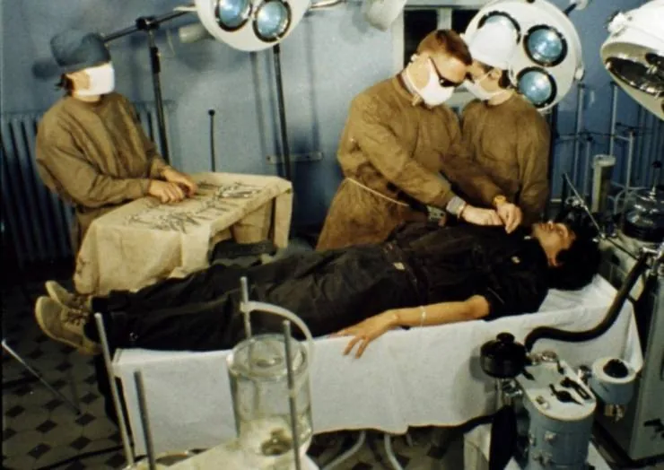 Конец каникул (1986) через торрент бесплатно Конец каникул (1986) фильм через торрент бесплатно