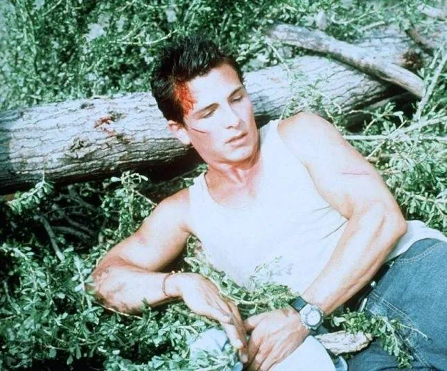 Крокодил (2000) через торрент бесплатно Крокодил (2000) фильм через торрент бесплатно