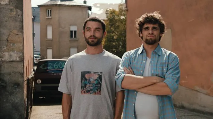 Дом на колёсах (2012) в хорошем качестве через торрент Дом на колёсах (2012) фильм в хорошем качестве через торрент