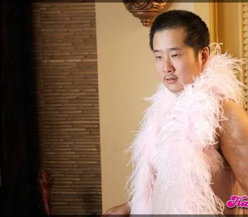 Красотки (2010) через торрент бесплатно Красотки (2010) фильм через торрент бесплатно