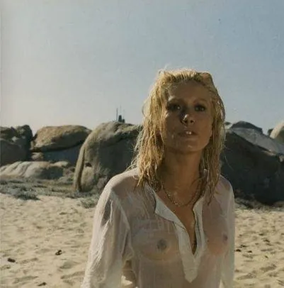 Сука (1972) через торрент скачать Сука (1972) фильм через торрент скачать