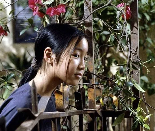 Аромат зелёной папайи (1993) через торрент бесплатно Аромат зелёной папайи (1993) фильм через торрент бесплатно