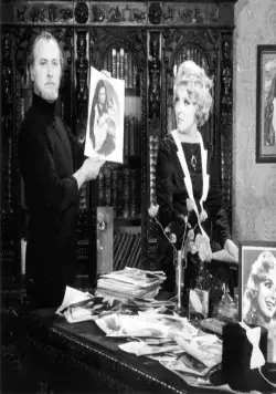 Театр (1978) через торрент бесплатно Театр (1978) фильм через торрент бесплатно