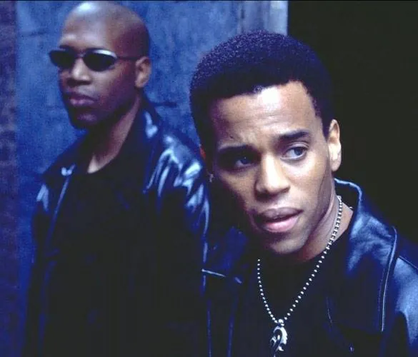 Не умирай в одиночку (2004) через торрент скачать Не умирай в одиночку (2004) фильм через торрент скачать