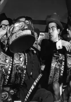 Один, два, три (1961) через торрент скачать Один, два, три (1961) фильм через торрент скачать