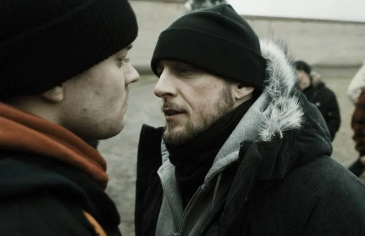 Заключенный R (2009) через торрент бесплатно Заключенный R (2009) фильм через торрент бесплатно