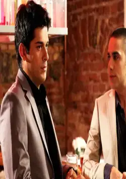 Маленькие тайны (2010) через торрент бесплатно Маленькие тайны (2010) сериал через торрент бесплатно