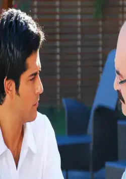 Маленькие тайны (2010) через торрент скачать Маленькие тайны (2010) сериал через торрент скачать