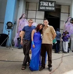 Моя невеста из Болливуда (2006) через торрент скачать Моя невеста из Болливуда (2006) фильм через торрент скачать