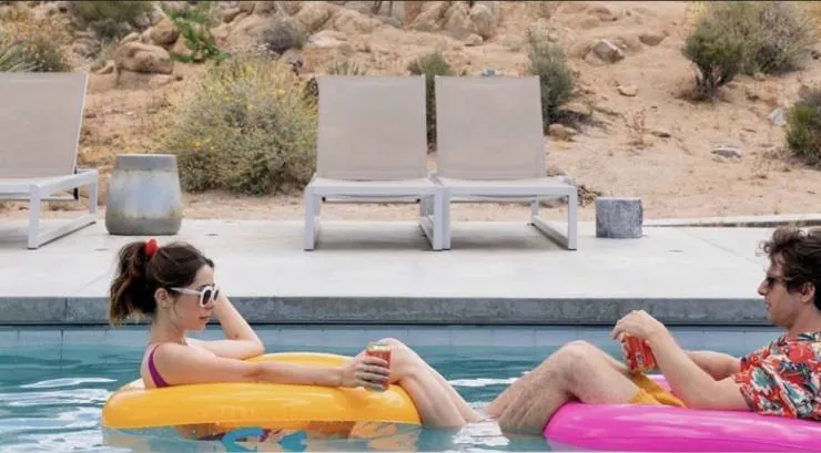 Зависнуть в Палм-Спрингс (2020) через торрент скачать Зависнуть в Палм-Спрингс (2020) фильм через торрент скачать