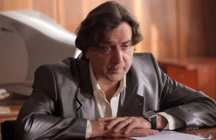 Поздний срок (2019) в хорошем качестве через торрент Поздний срок (2019) сериал в хорошем качестве через торрент