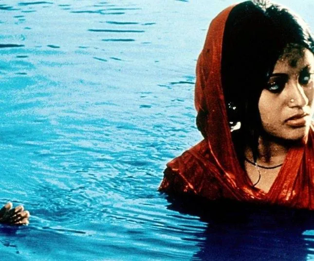 Отдаленный гром (1973) через торрент бесплатно Отдаленный гром (1973) фильм через торрент бесплатно