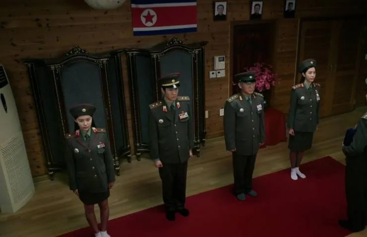 Красная семья (2013) в хорошем качестве через торрент Красная семья (2013) фильм в хорошем качестве через торрент