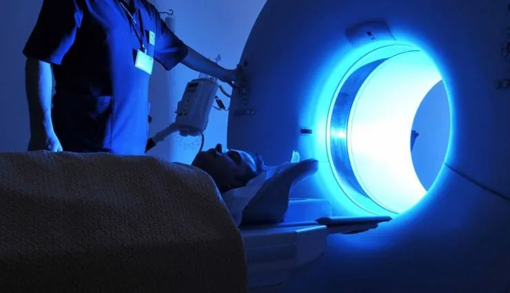 По лезвию ножа (2018) через торрент скачать По лезвию ножа (2018) фильм через торрент скачать