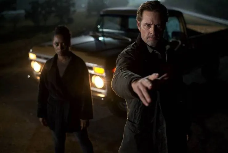 Удивительные истории (2020) через торрент скачать Удивительные истории (2020) сериал через торрент скачать