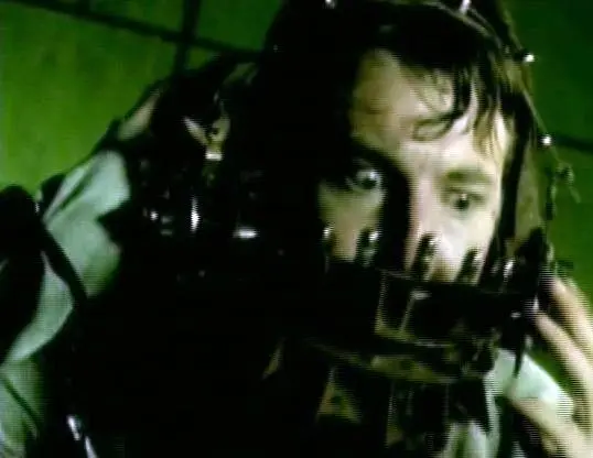 Пила (2003) через торрент бесплатно Пила (2003) фильм через торрент бесплатно