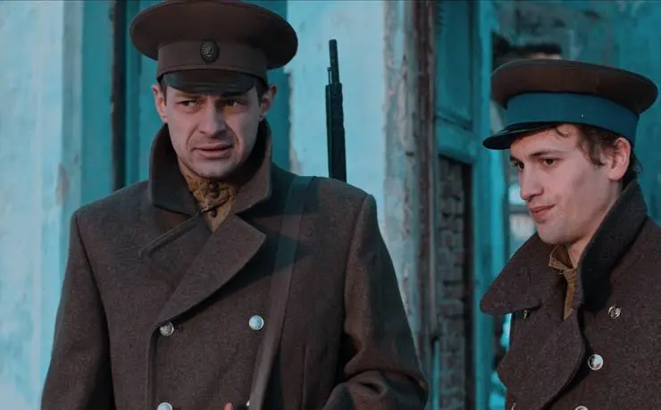 Продкомиссар (2018) через торрент бесплатно Продкомиссар (2018) фильм через торрент бесплатно