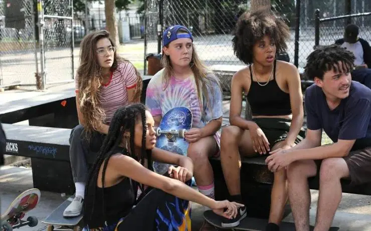 Бетти (2020) через торрент бесплатно Бетти (2020) сериал через торрент бесплатно