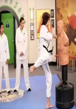 В ударе (2011) через торрент скачать В ударе (2011) сериал через торрент скачать