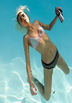 Неоновое сердце (2018) через торрент бесплатно Неоновое сердце (2018) фильм через торрент бесплатно