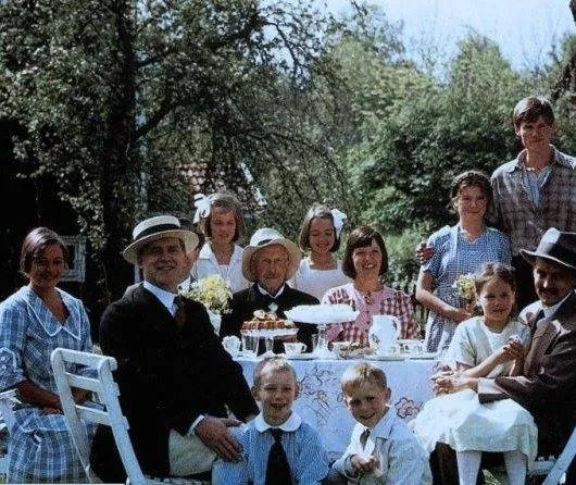 Дети из Бюллербю (1986) через торрент скачать Дети из Бюллербю (1986) фильм через торрент скачать