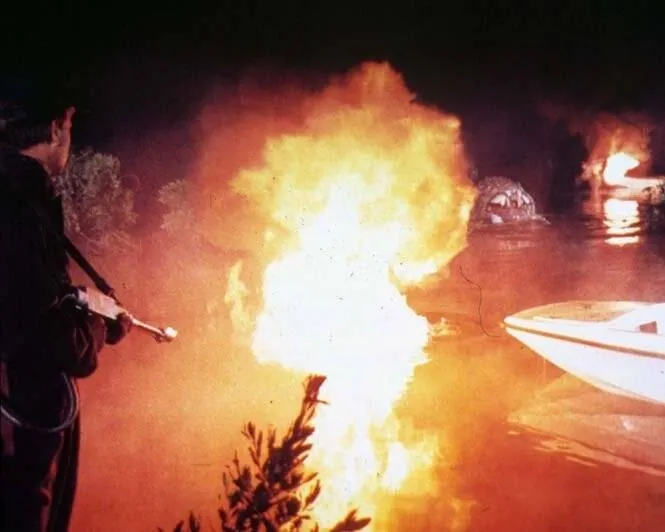 Кровавая акула (1984) в хорошем качестве через торрент Кровавая акула (1984) фильм в хорошем качестве через торрент