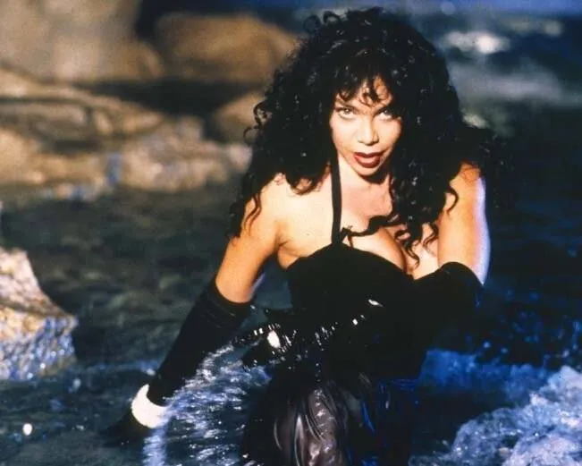 Экран-убийца (1996) через торрент бесплатно Экран-убийца (1996) фильм через торрент бесплатно