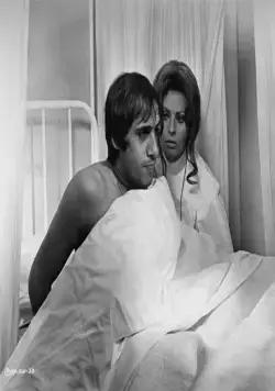 Белый, красный и... (1972) через торрент скачать Белый, красный и... (1972) фильм через торрент скачать