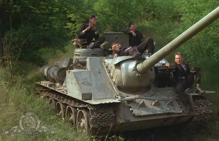 Колеса страха (1987) через торрент бесплатно Колеса страха (1987) фильм через торрент бесплатно