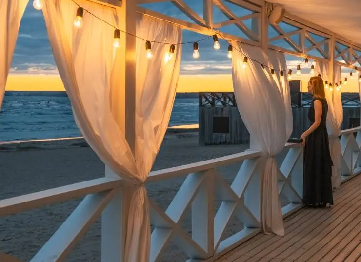 В раю мест нет (2021) через торрент бесплатно В раю мест нет (2021) сериал через торрент бесплатно