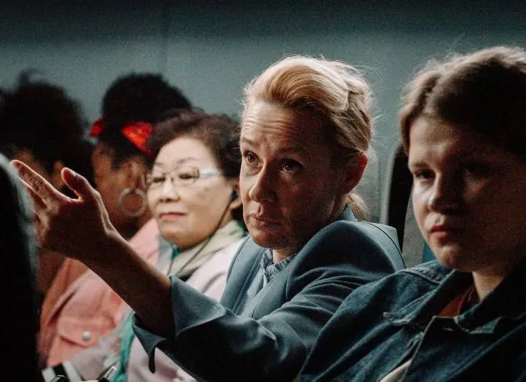 Бэби-тур (2023) через торрент скачать Бэби-тур (2023) сериал через торрент скачать