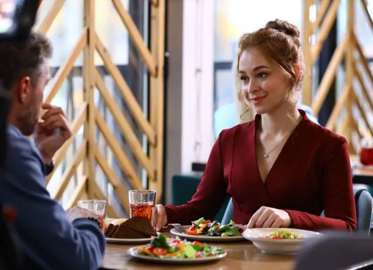 Тайна «Белой вороны» (2023) через торрент бесплатно Тайна «Белой вороны» (2023) сериал через торрент бесплатно